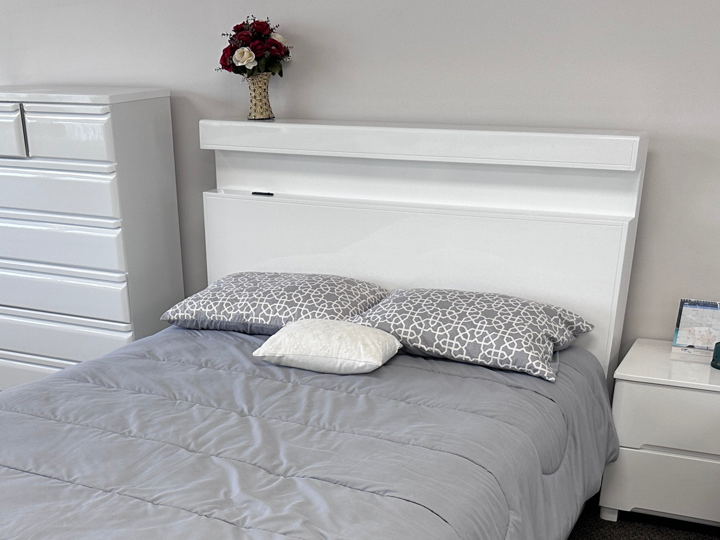 Modern White Piano Lacquer Bed Frame-CRADLE