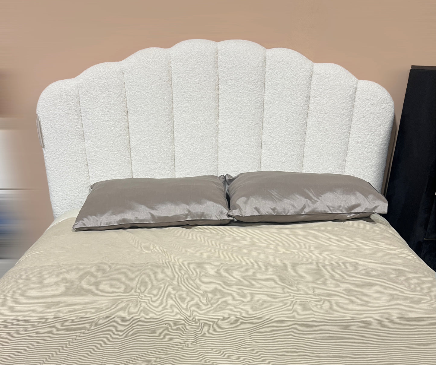 Teddy Bear Fabric Bed Frame-I5100