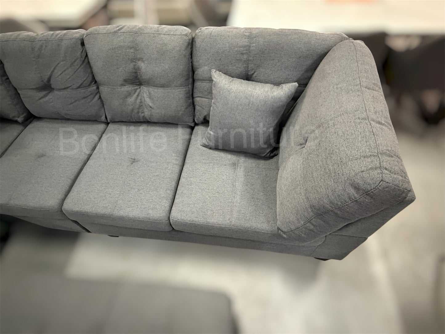 Modern Fabric Sectional Sofa with Reversible Chaise & Storage Ottoman-D1012