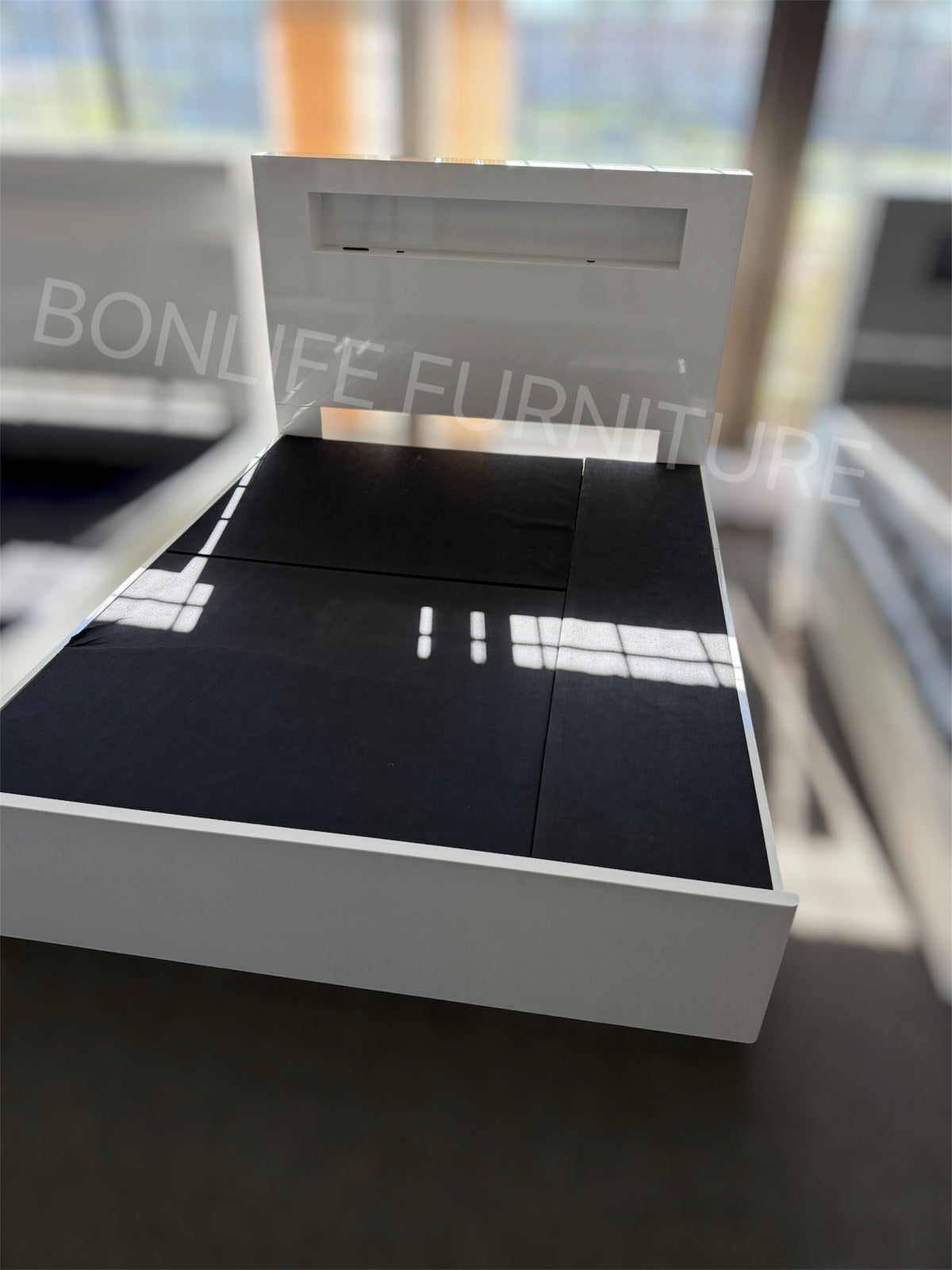 Modern White Piano Lacquer Platform Bed with LED Headboard & Storage Drawers | EYES