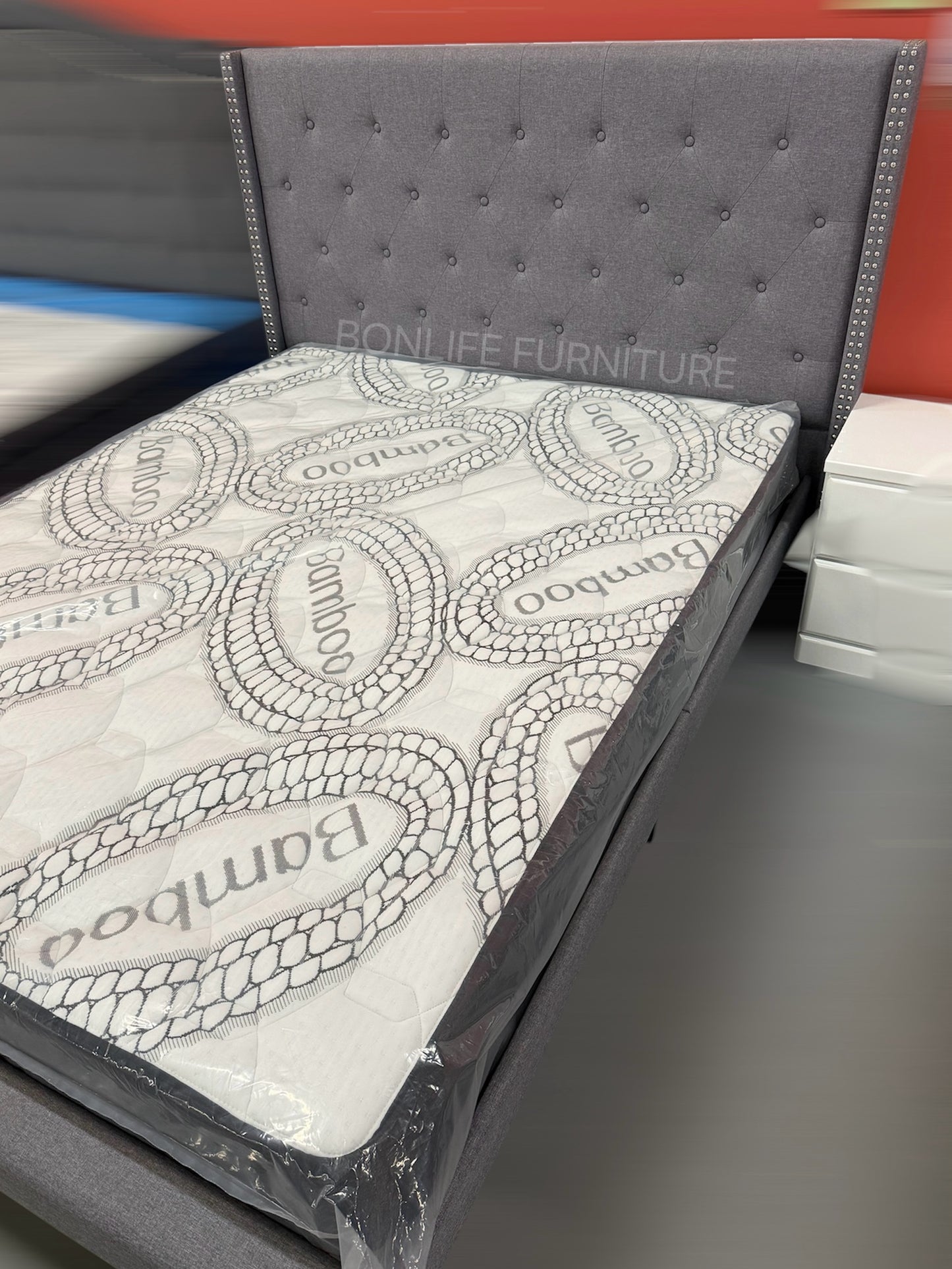 Modern Linen Platform Bed with Button Tufted Headboard & Nailhead Trim-T2352