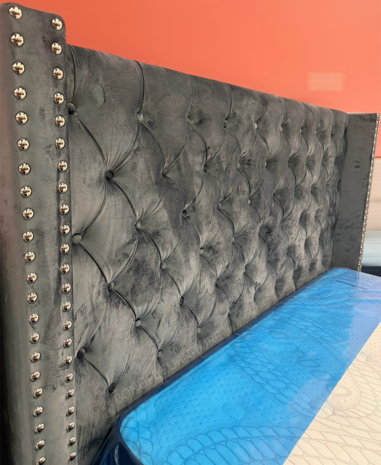 Luxury Velvet Wingback Platform Bed with Deep Tufting & Chrome Legs-T2380