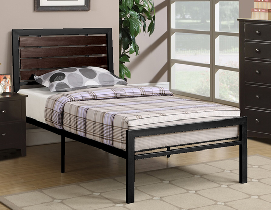 Black Metal Frame Bed-I114